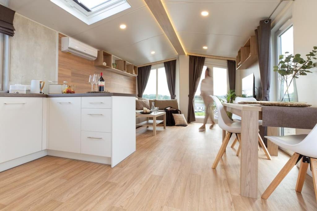 Gemuetliches, Voll Ausgestattes Tiny House Διαμέρισμα Vilseck Εξωτερικό φωτογραφία