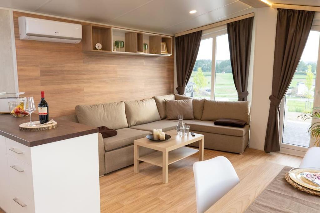 Gemuetliches, Voll Ausgestattes Tiny House Διαμέρισμα Vilseck Εξωτερικό φωτογραφία